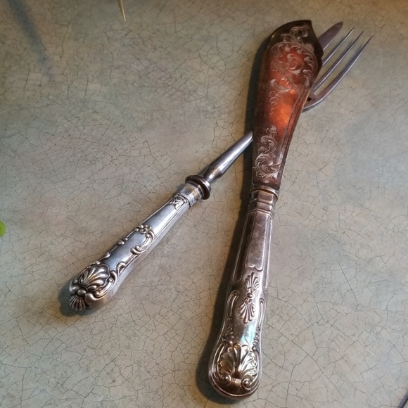 WONDERFUL LATE 1800s SERVING PIECES - Picture 1 of 4